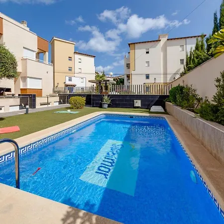 Holiday Home Apartment *