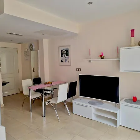 Appartement Holiday Home *
